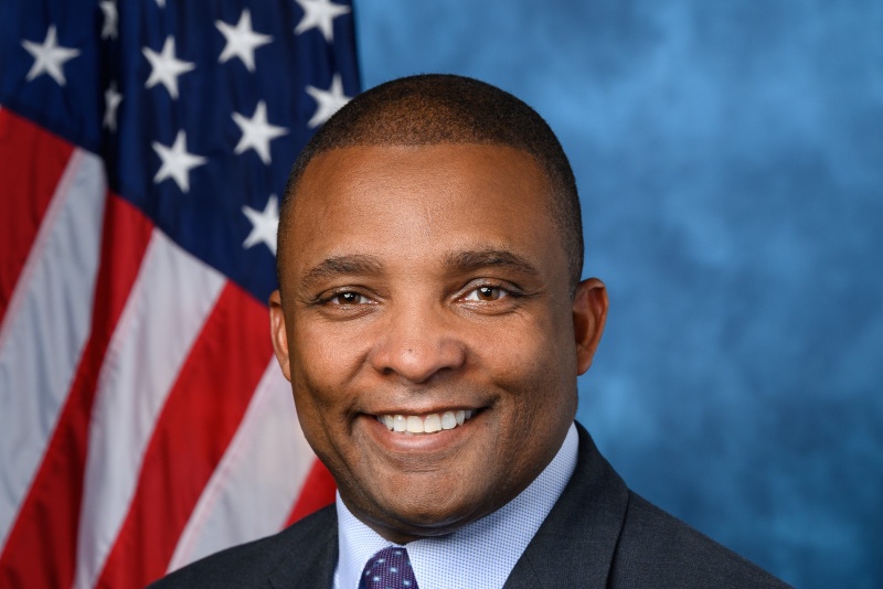 Hạ nghị sĩ Đảng Dân chủ Mỹ Don Davis (D-NC). Ảnh: U.S. House of Representatives / Wikimedia Commons (Miền công cộng)