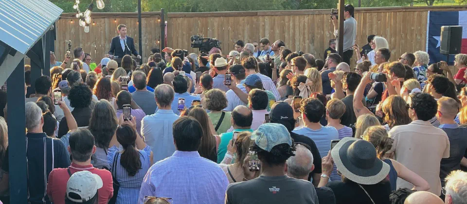 Campaign rally for U.S. Senate Democratic candidate James Talarico in Austin, Texas. Photo: H. Michael Karshis / Wikimedia Commons (CC BY 4.0)