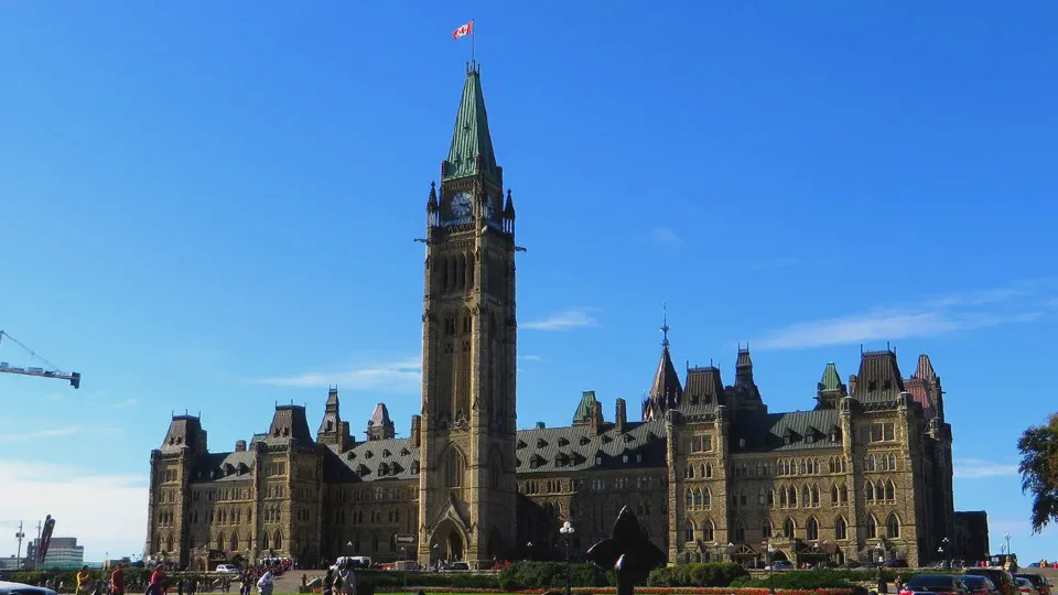 Centre Block building on Parliament Hill in Ottawa. Photo: Ken Lund / Wikimedia Commons / CC BY-SA 2.0
