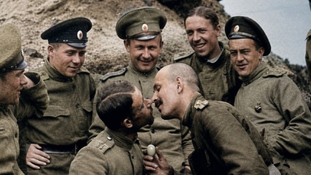 A History of Kissing Between Men in Russia